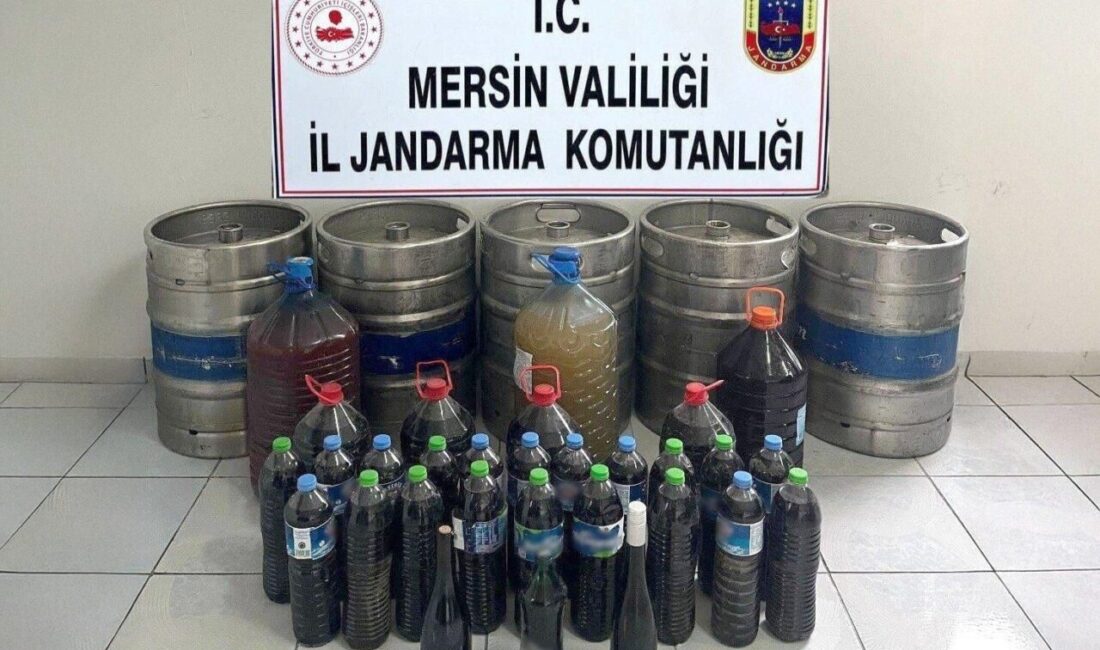Mersin’de jandarma ekiplerince düzenlenen operasyonda 685 litre sahte içki ele