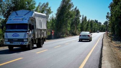 Mersin Büyükşehir Belediyesi tarafından yenilenen Karabucak Caddesi, kapsamlı zemin iyileştirme