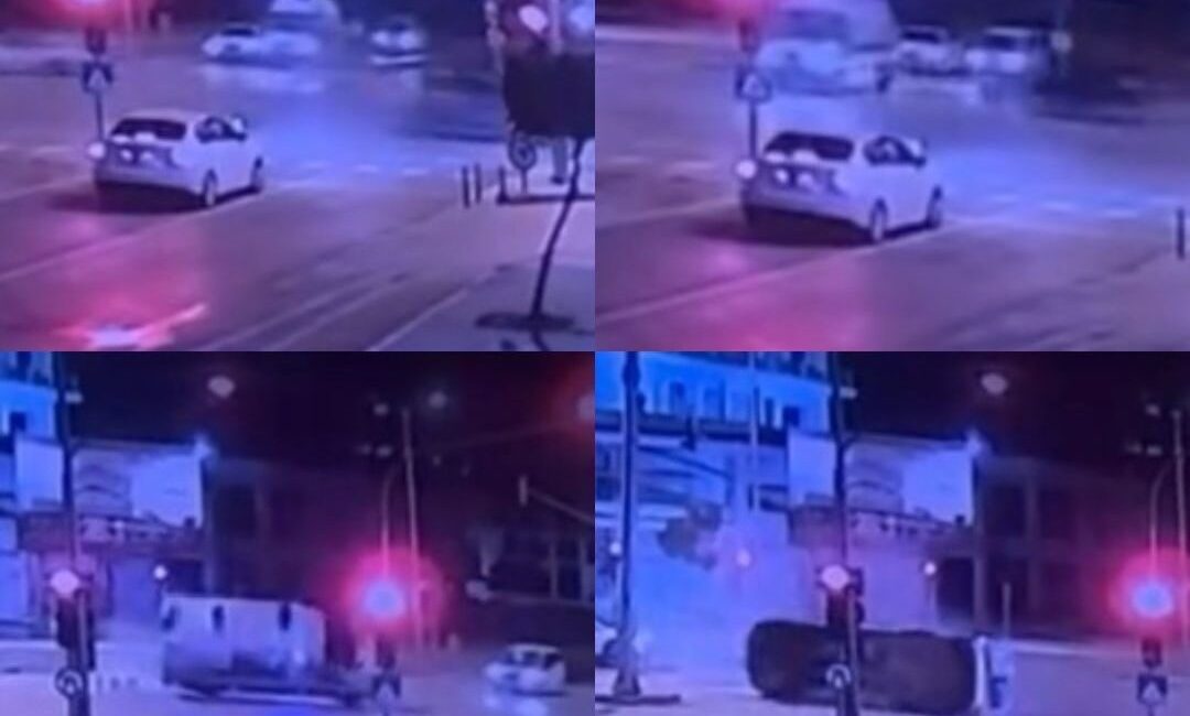 Mersin’de entübe hasta taşıyan ambulansın otomobille çarpışması sonucu meydana gelen