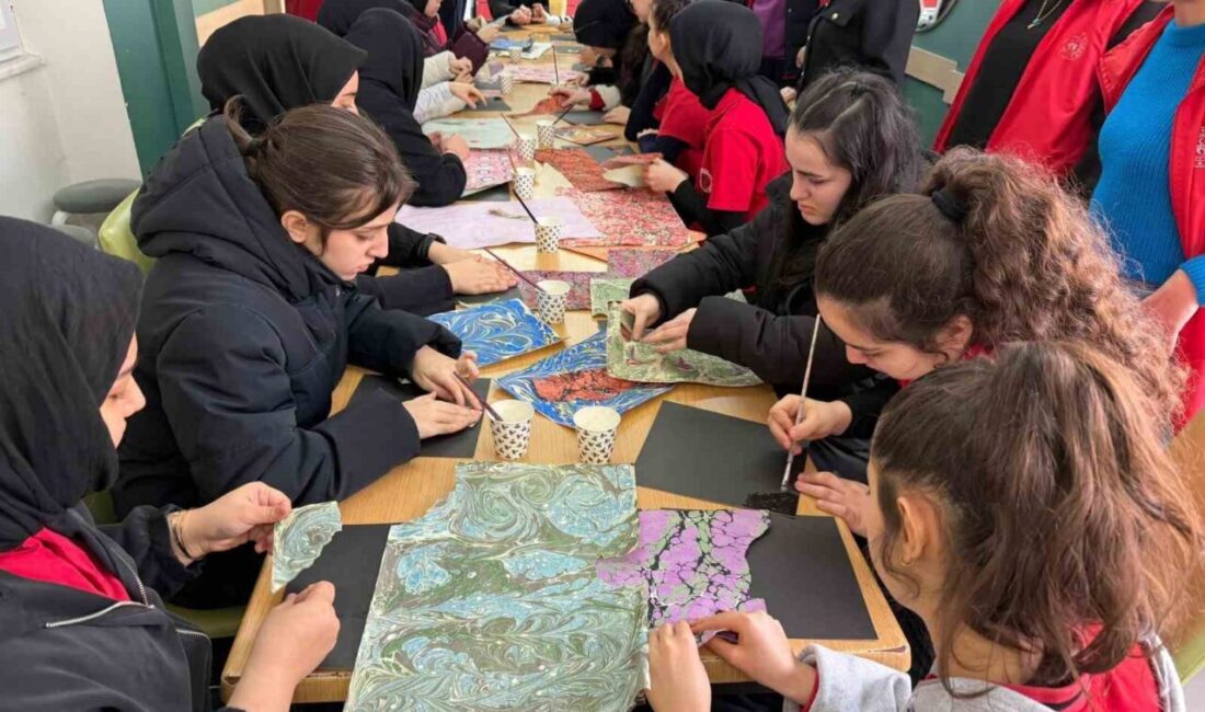 DÜZCE (İHA) – Düzce Gençlik Merkezi tarafından, Zübeyde Hanım Kız