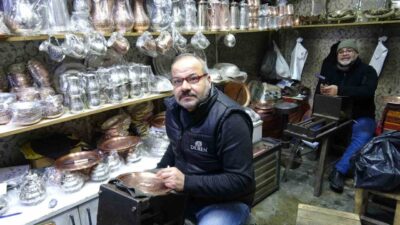 Gaziantep’te çocukken birlikte işe başlayan ve 44 yıldır da aynı