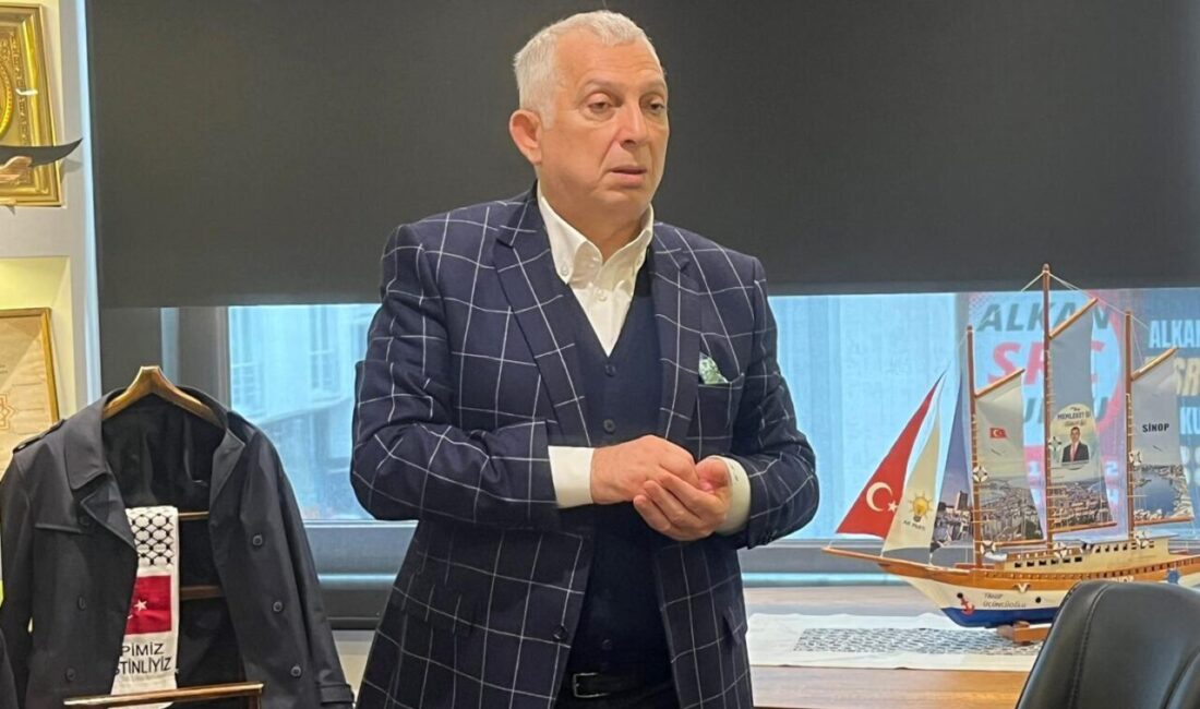 Konferans ve bir dizi ziyaret gerçekleştirmek üzere Sinop’a gelen siyasetçi