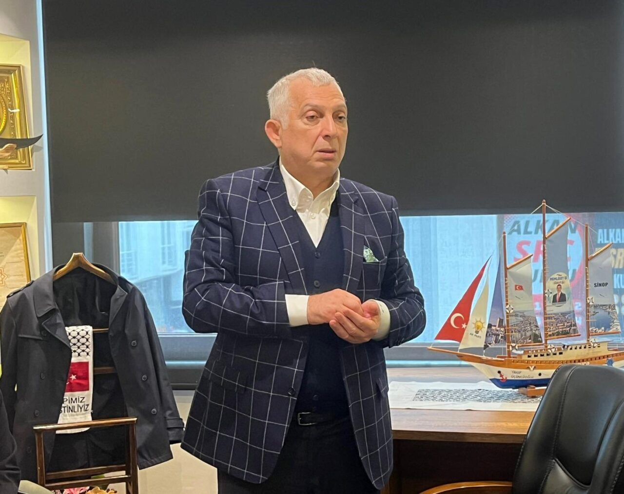 Konferans ve bir dizi ziyaret gerçekleştirmek üzere Sinop’a gelen siyasetçi