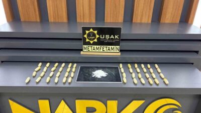 Uşak’ta takside yolcu olarak bulunan İran uyruklu 2 şüphelinin midesinden
