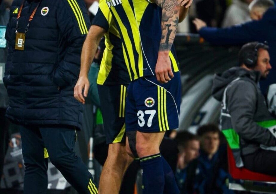 Fenerbahçe-Nottingham Forest maçında sakatlanarak oyundan çıkmak zorunda kalan Milan Skriniar,