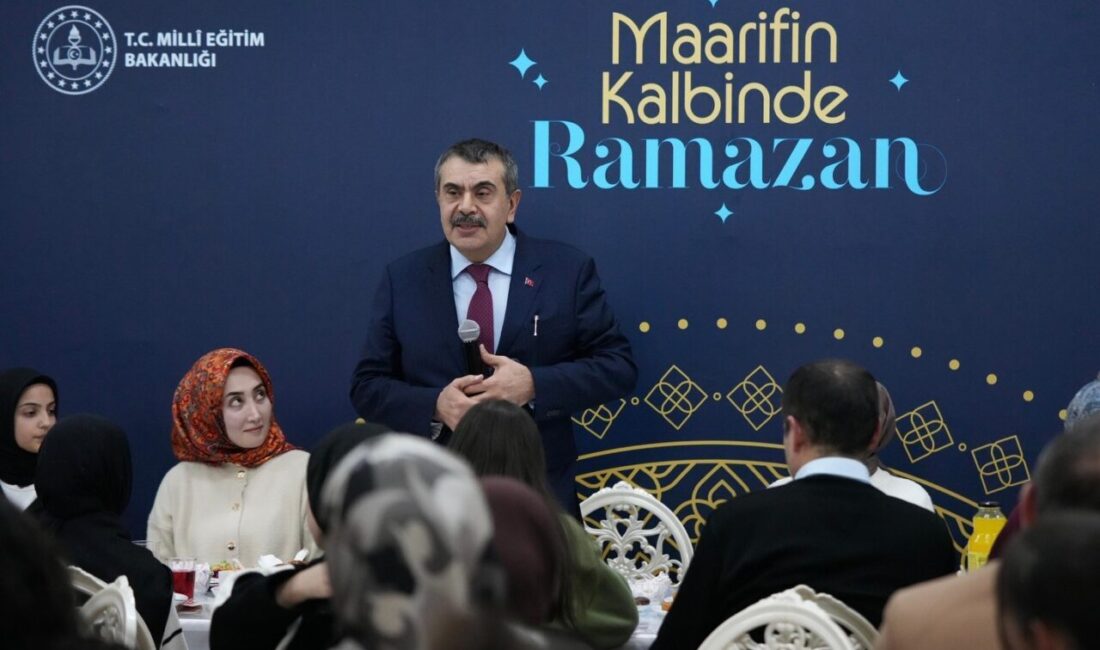Milli Eğitim Bakanı Yusuf Tekin, Erzurum’da şehit aileleri ve gazilerle