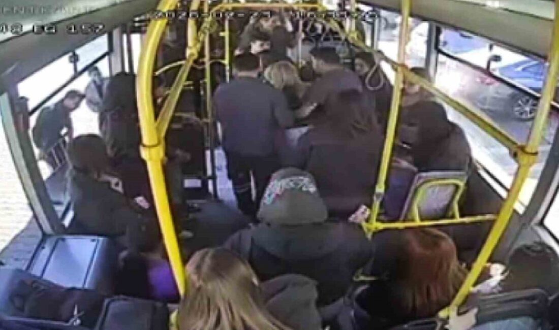 Muğla Büyükşehir Belediyesi’ne bağlı şehir içi yolcu taşıma minibüsünde fenalaşan