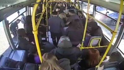 Muğla Büyükşehir Belediyesi’ne bağlı şehir içi yolcu taşıma minibüsünde fenalaşan