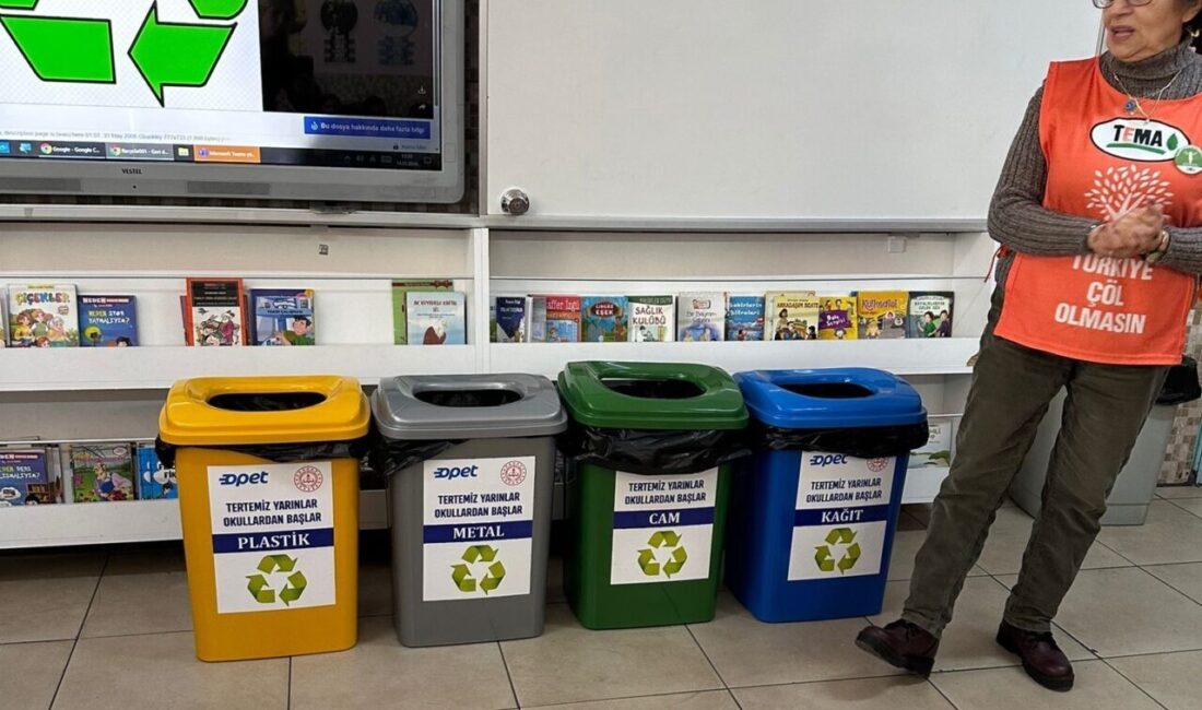 Aydın’da “Tertemiz Yarınlar Okullardan Başlar” projesi kapsamında Halide Hatun İlkokulu