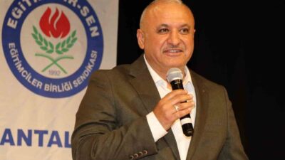 Memur-Sen İl Başkanı ve Eğitim-Bir-Sen Şube Başkanı Eyüp Bülent Miran,