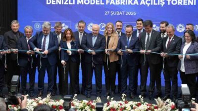 Denizli Model Fabrika açılışına katılan Sanayi ve Teknoloji Bakanı Mehmet