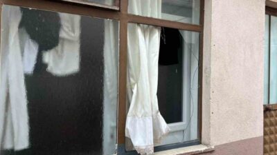 Muğla’nın Menteşe ilçesinde bir dairede iddiaya göre çakmak gazının alev