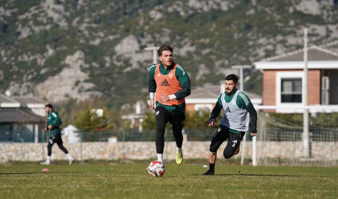 TFF 2. Lig Beyaz Grup’ta şampiyonluk mücadelesi veren Muğlaspor, hafta