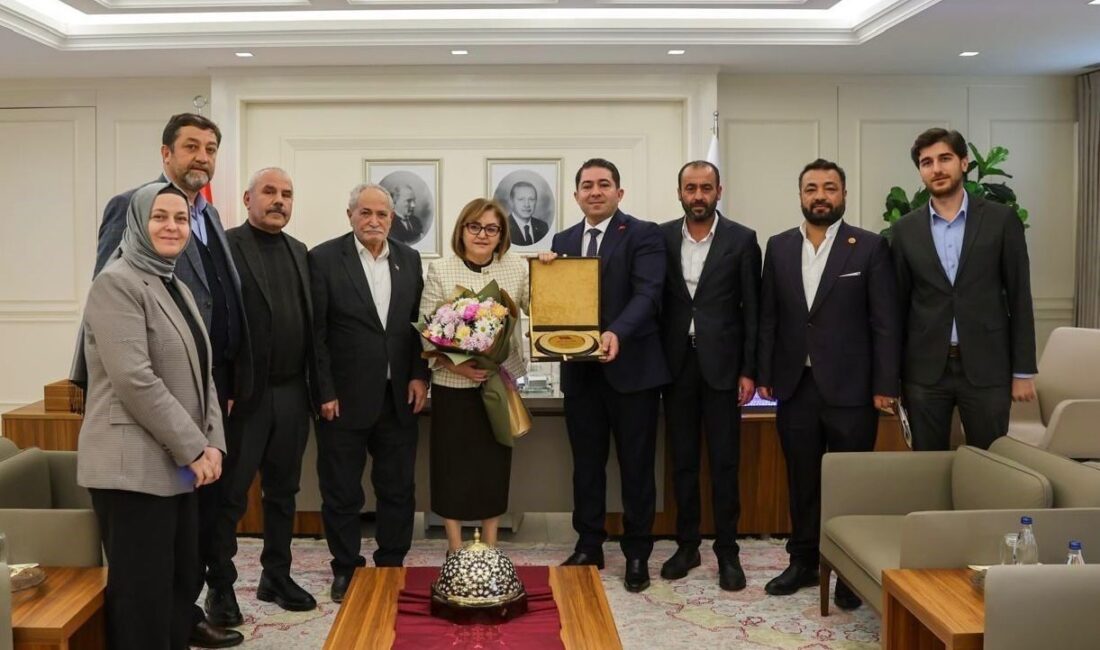 Gaziantep Oğuzeli Muhtarlar Derneği kuruldu. Başkan Halil Çolak, bölgedeki 91