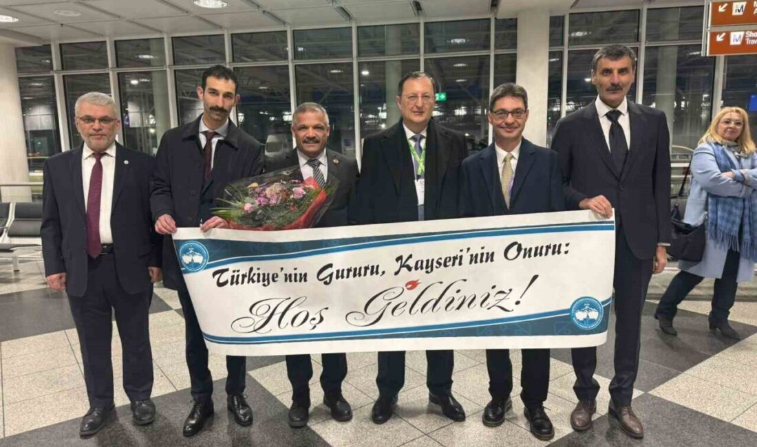 Münih Güvenlik Konferansı’na katılmak üzere Almanya’nın Münih kentine giden Türk