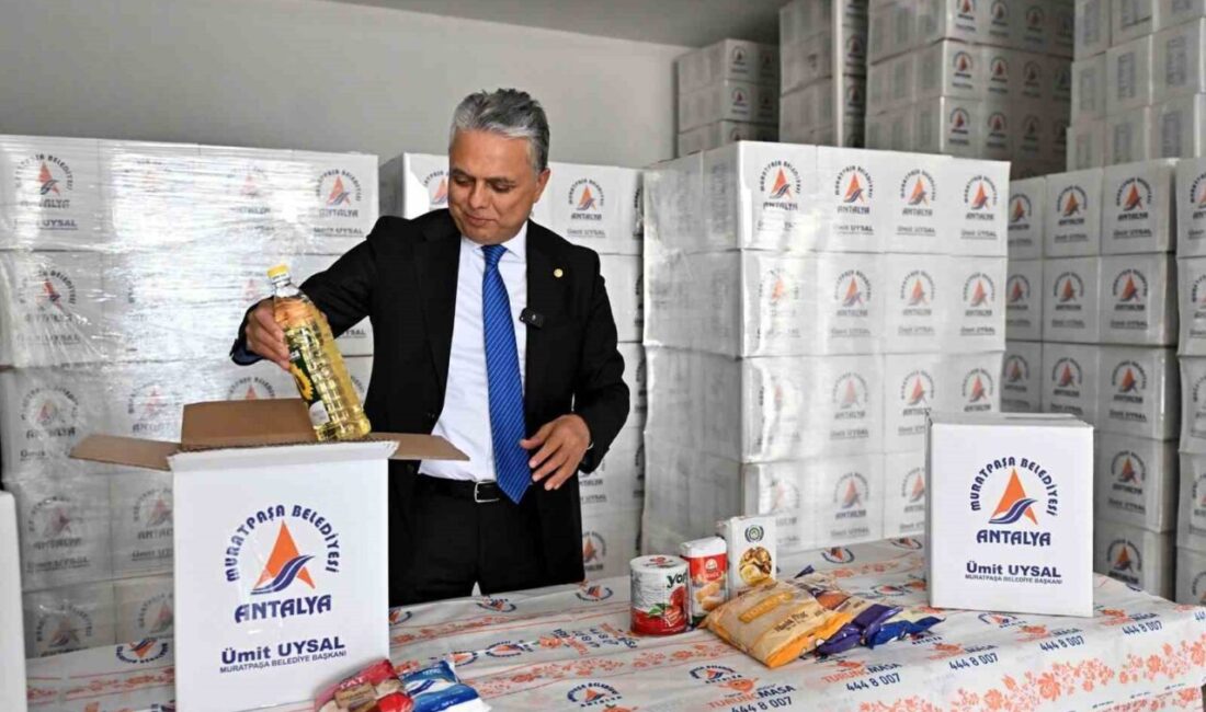 Antalya’da Muratpaşa Belediyesi, Ramazan ayında da sosyal belediyecilik uygulamalarını geniş