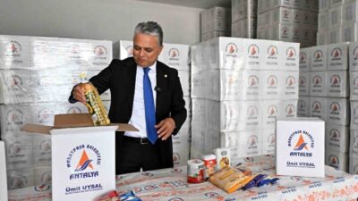 Antalya’da Muratpaşa Belediyesi, Ramazan ayında da sosyal belediyecilik uygulamalarını geniş