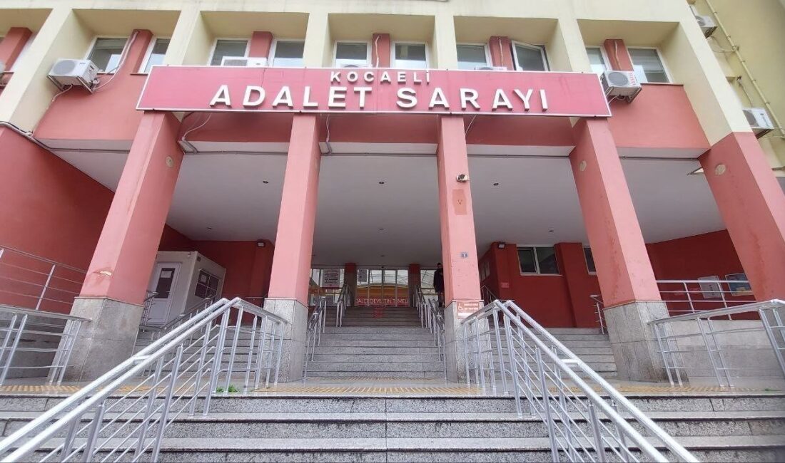 Kocaeli ve Sivas’ta düzenlenen müsabakalara götürdüğü 13 yaşındaki öğrencisine cinsel