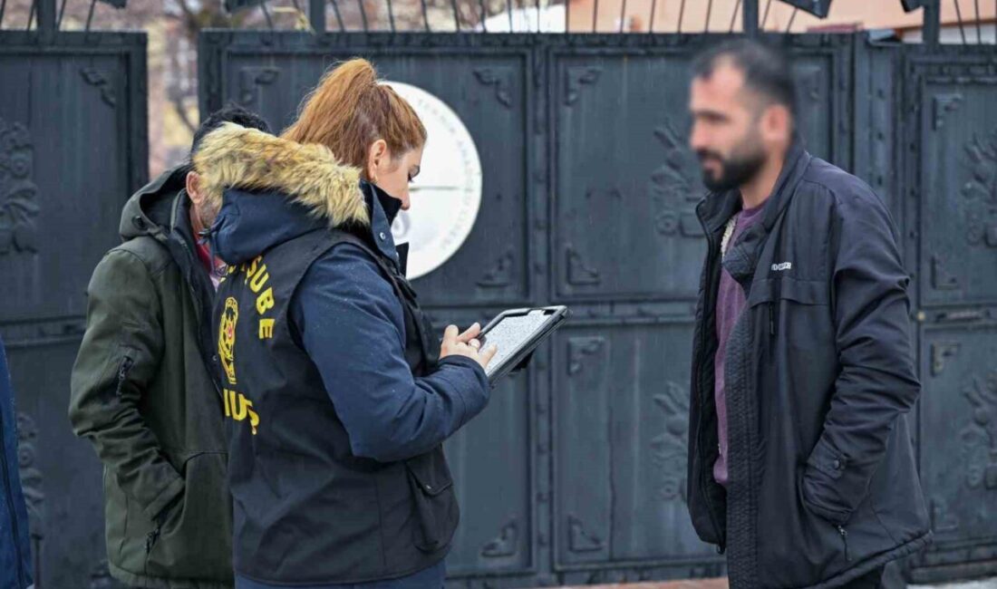 Muş genelinde okul ve çevrelerinde öğrencilerin güvenliğini sağlamak amacıyla denetim