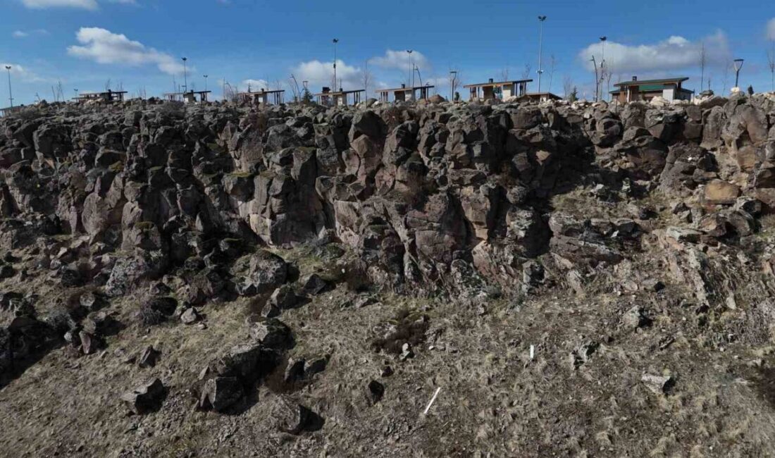 Nevşehir’de dün akşam saatlerinden itibaren kendisinden haber alınamayan 19 yaşındaki