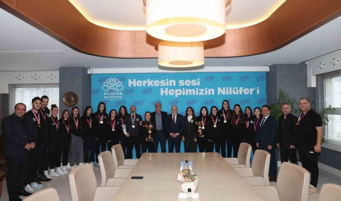 Nilüfer Belediyespor Basketbol Kız Takımı, U16 ve U18 kategorilerinde kazandıkları