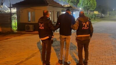 Aydın’ın Efeler ilçesinde nitelikli dolandırıcılık suçundan aranan şahıs, polis ekiplerince