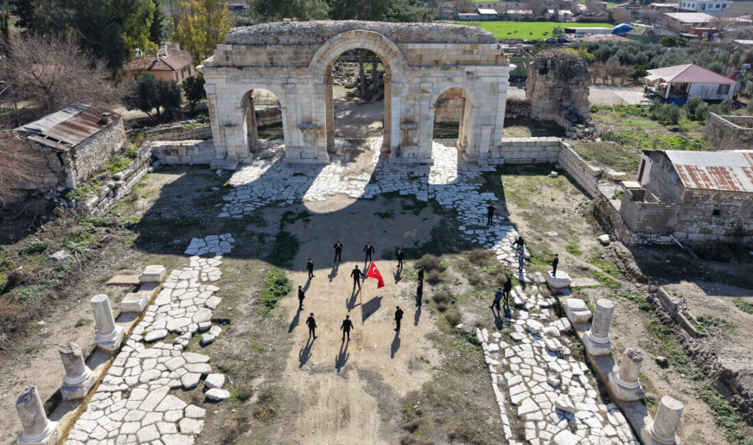 Adanalı öğrenciler, UNESCO Dünya Mirası Geçici Listesi’nde yer alan Anavarza