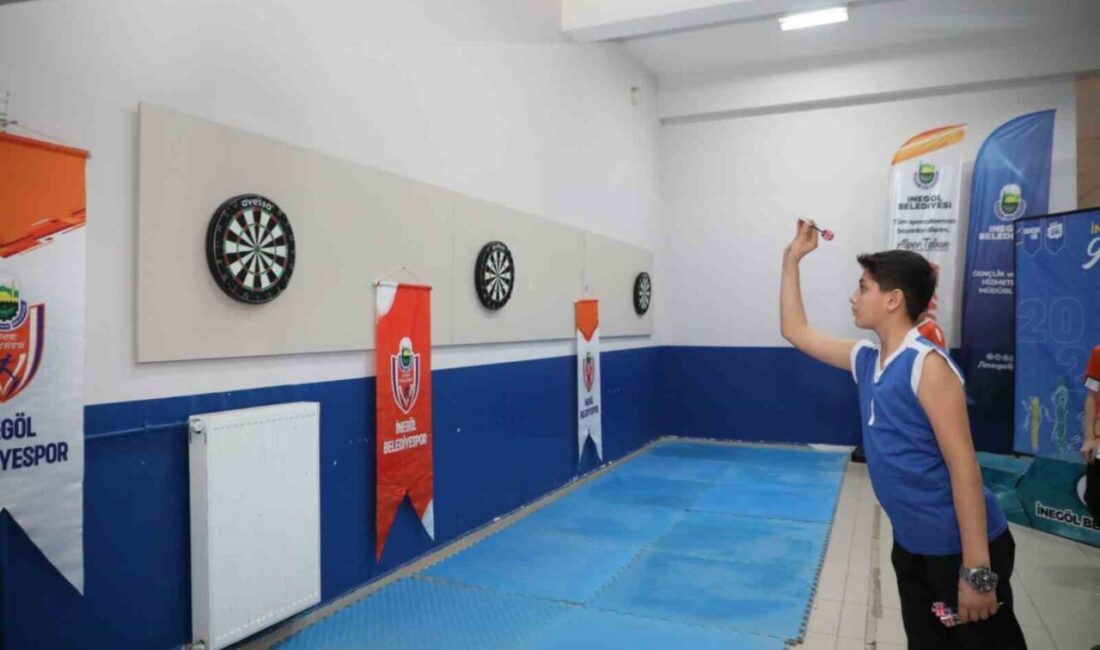 İnegöl Belediyesi’nin düzenlediği 9. Okullar Arası Spor Festivali kapsamında gerçekleştirilen