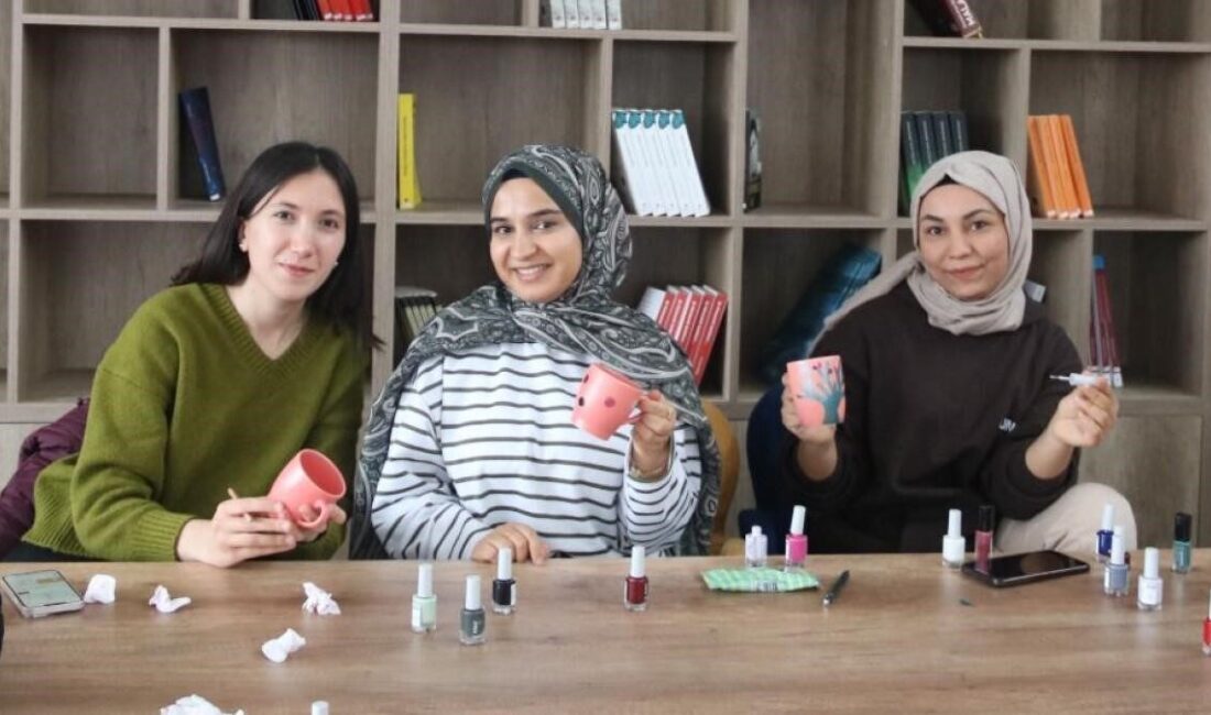 İnönü Üniversitesi Kadın ve Aile Çalışmaları Topluluğu tarafından Genç Ofis’te