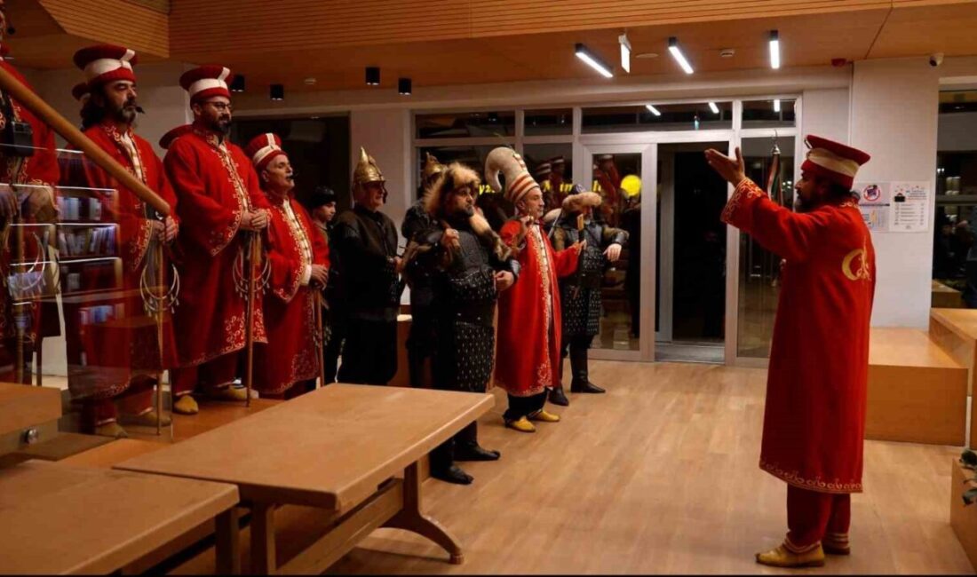 Düzce’de Ramazan ayı nedeniyle sahura kadar açık olan Sabiha Ulusoy