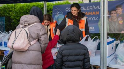 Kuşadası Belediyesi, yarıyıl tatilinin sona ermesiyle birlikte kentte yaşayan ihtiyaç