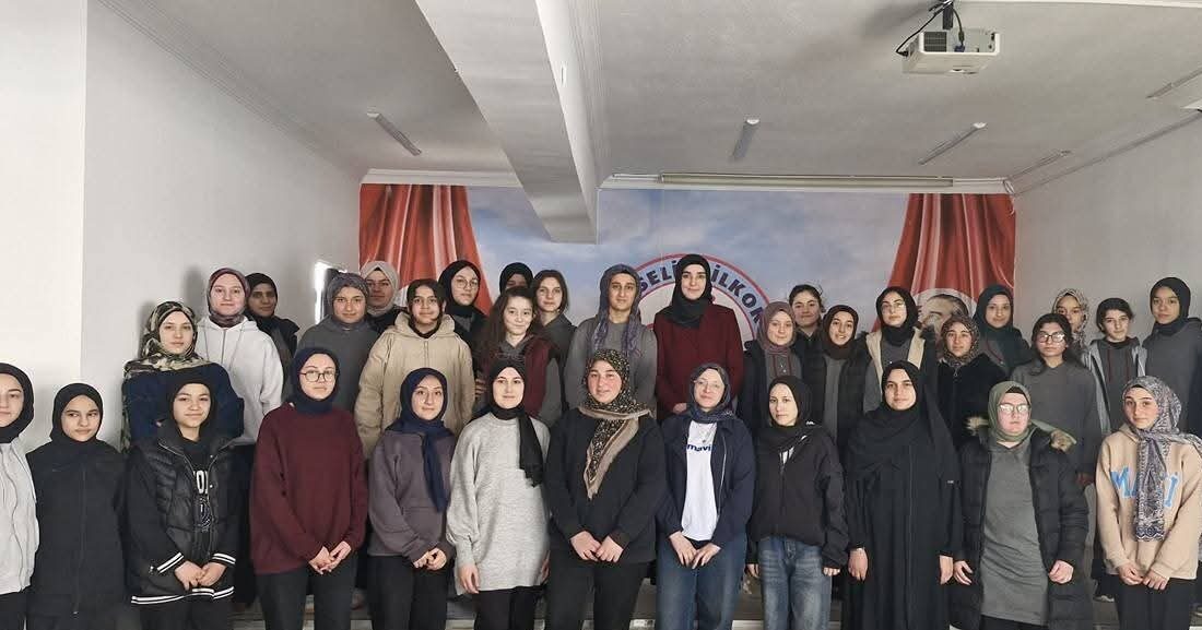 Afyonkarahisar İl Müftülüğü tarafından öğrencilere yönelik Ramazan sohbeti etkinliği gerçekleştirildi.