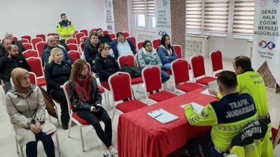 Sinop’un Gerze ilçesinde, taşımalı eğitim kapsamında görev yapan okul servis