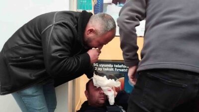 Ordu’nun Ünye ilçesinde şiddetli rüzgarda bir avukatlık ofisine ait iş