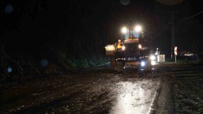 Ordu’nun Perşembe ilçesinde sağanak sonrası 10 noktada heyelan meydana geldi.