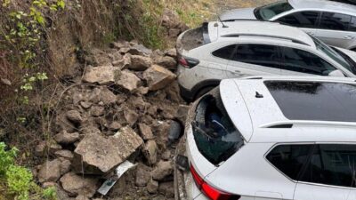 Ordu’nun Ünye ilçesinde etkili olan sağanak yağış, tarihi bir yapının