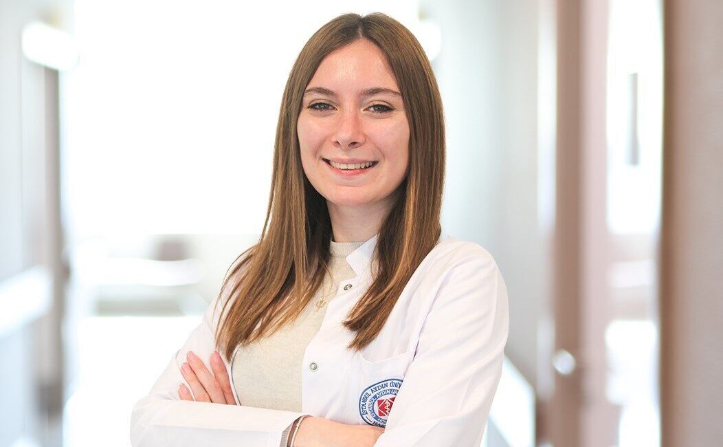 Orucun beyinde bazı biyolojik değişimlere yol açtığına değinen Psikolog Dilara