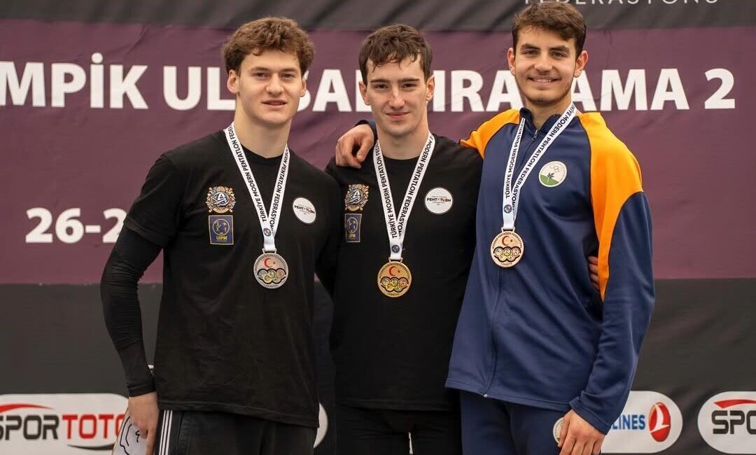 Osmangazi Belediyespor’un başarılı genç sporcusu Arda Meriç, modern pentatlon branşında