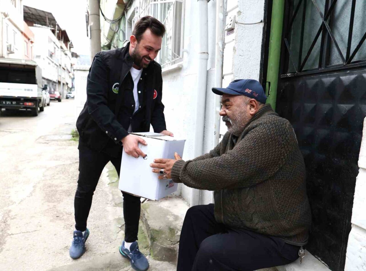 Osmangazi Belediyesi, Ramazan ayına sayılı günler kala ihtiyaç sahibi vatandaşlara