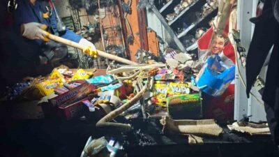 Osmaniye’de bir markette çıkan yangın, itfaiye ekiplerinin müdahalesiyle söndürüldü. Yangın,