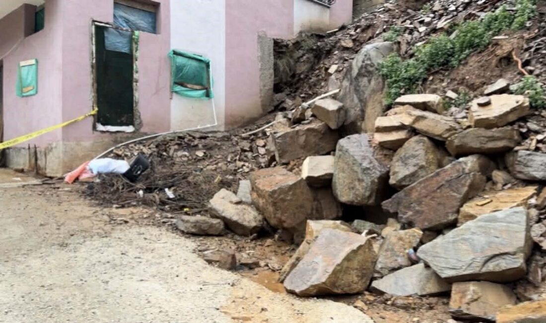 Osmaniye’nin Bahçe ilçesinde aşırı yağış ve fırtına sonrası meydana gelen