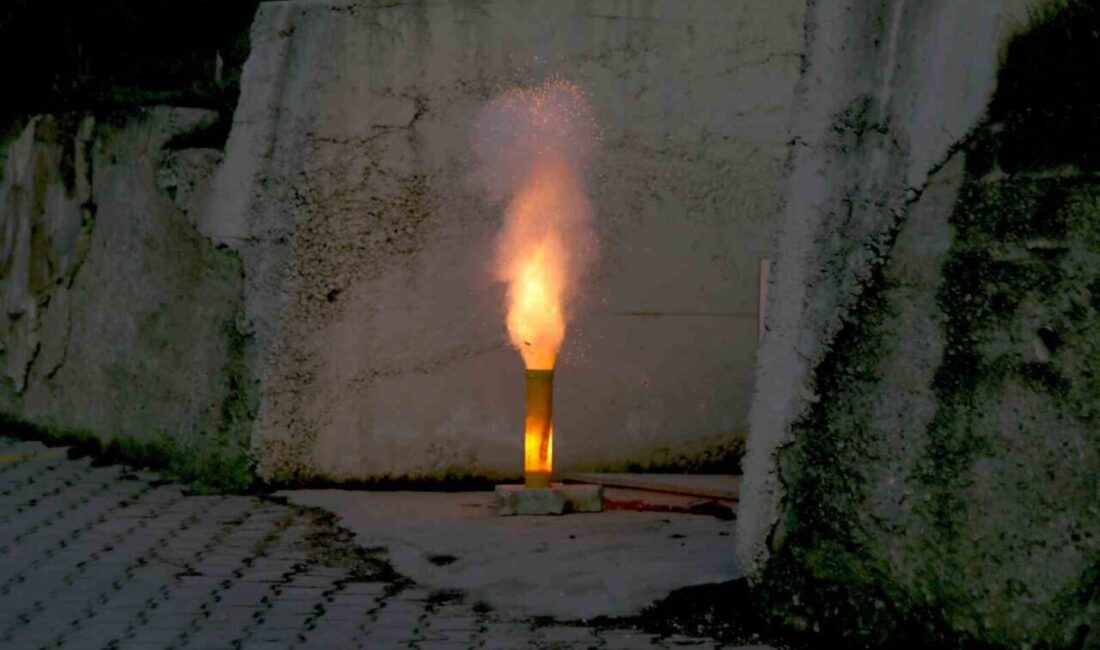 Kastamonu’da “Ramazan topu” geleneği, Ramazan ayının gelmesiyle yeniden Kastamonu Kalesi’nde