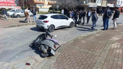 Antalya’nın Manavgat ilçesinde otomobil ile motorlu bisikletin çarpışması sonucu meydana