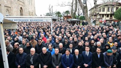 AK Parti Bursa Milletvekili Refik Özen’in annesi Bahtişah Özen, hayatını