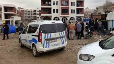 Adıyaman’da, para alamadıklarını iddia eden bir firmanın işçileri eylem yaptı.