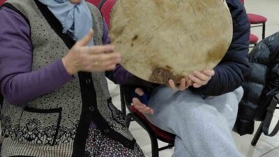 Pazarlar Halk Eğitimi Merkezi Müdürlüğü’nün açtığı halk oyunları kursu kapsamında