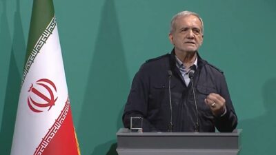 İran Cumhurbaşkanı Mesud Pezeşkiyan, ABD’nin askeri tehditleri karşısında boyun eğmeyeceklerini