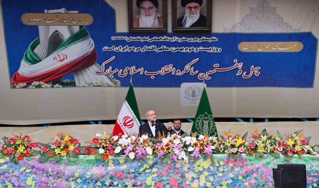 İran Cumhurbaşkanı Mesud Pezeşkiyan, İslam Devrimi’nin 47’nci yıl dönümü etkinlikleri