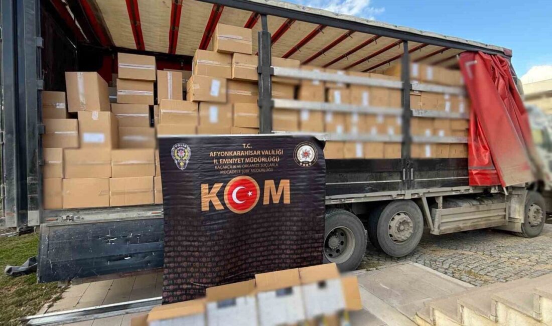 Afyonkarahisar’da polis tarafından durdurulan bir tırda 6 milyon 500 bin