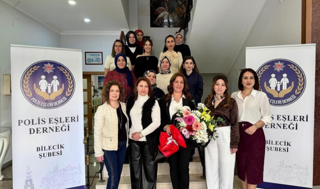 Polis Eşleri Derneği Bilecik Şubesi Olağanüstü Genel Kurulu’nda yapılan seçimle